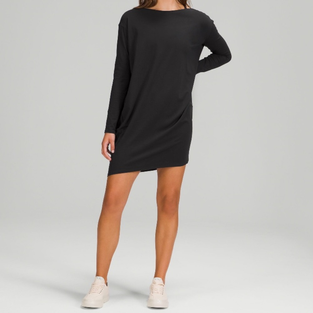 Lululemon Back In Action Long Sleeve Dress